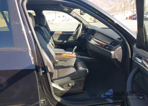 2011 BMW X5 xDrive35I/xDrive35I Premium/xDrive35I Sport Activity z USA, uszkodzony, nr VIN 5UXZV4C51BL407820